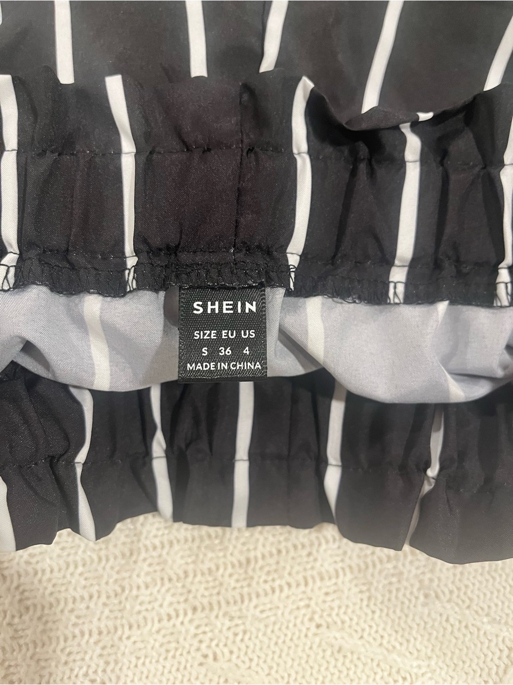 SHEIN Paperbag Waist Striped Shorts - Small - Picture 5 of 6